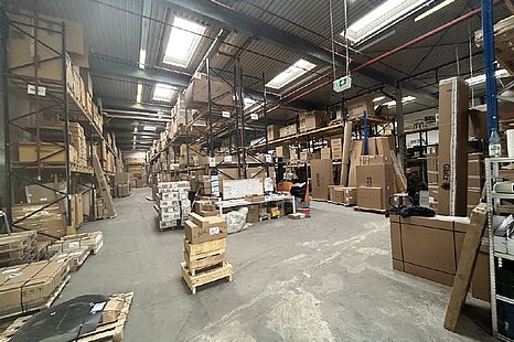 ca. 1.000 m&sup2; gro&szlig;e ebenerdige Hallenfl&auml;che in Wentorf bei Hamburg