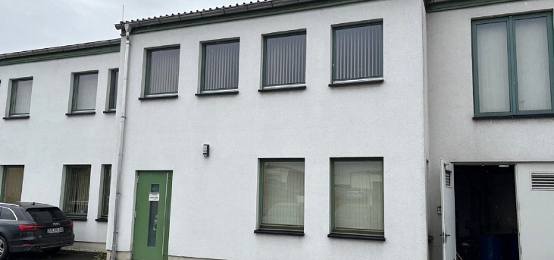 Außenansicht Büro- und Sozialfläche