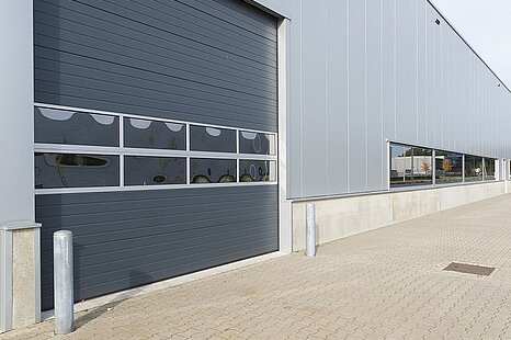 Kirchheim, ca. 920 m² Lager-/Produktionsfläche mit Büro Kirchheim, ca. 920 m² Lager-/Produktionsfläche mit Büro
