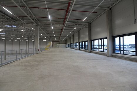 Logistik | Rampen | 24/7-Nutzung | ca. 12 m UKB