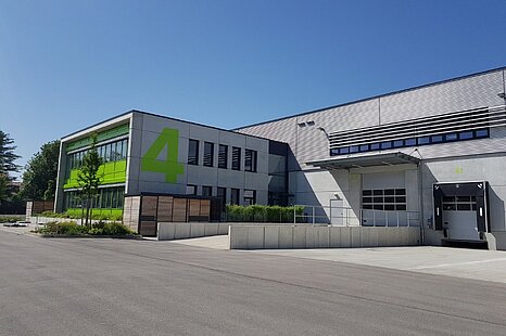 Projektierter Neubau, ca. 6.000 m² hochwertige Hallenfläche zu vermieten Projektierter Neubau, ca. 6.000 m² hochwertige Hallenfläche zu vermieten