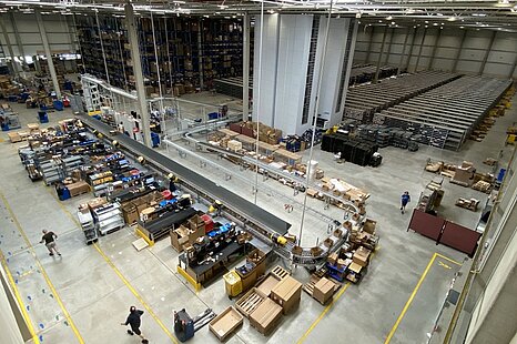 Hochwertige Industrie-/Logistikhalle auf Rampenniveau zu vermieten! Hochwertige Industrie-/Logistikhalle auf Rampenniveau zu vermieten!