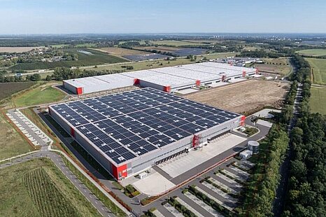 ca. 41.000 m² | Logistikneubau | WGK III | 12,00 m UKB ca. 41.000 m² | Logistikneubau | WGK III | 12,00 m UKB