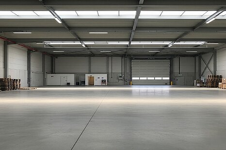 Hochwertige Lager-/Produktionsfl&auml;che in Top-Lage zu vermieten!