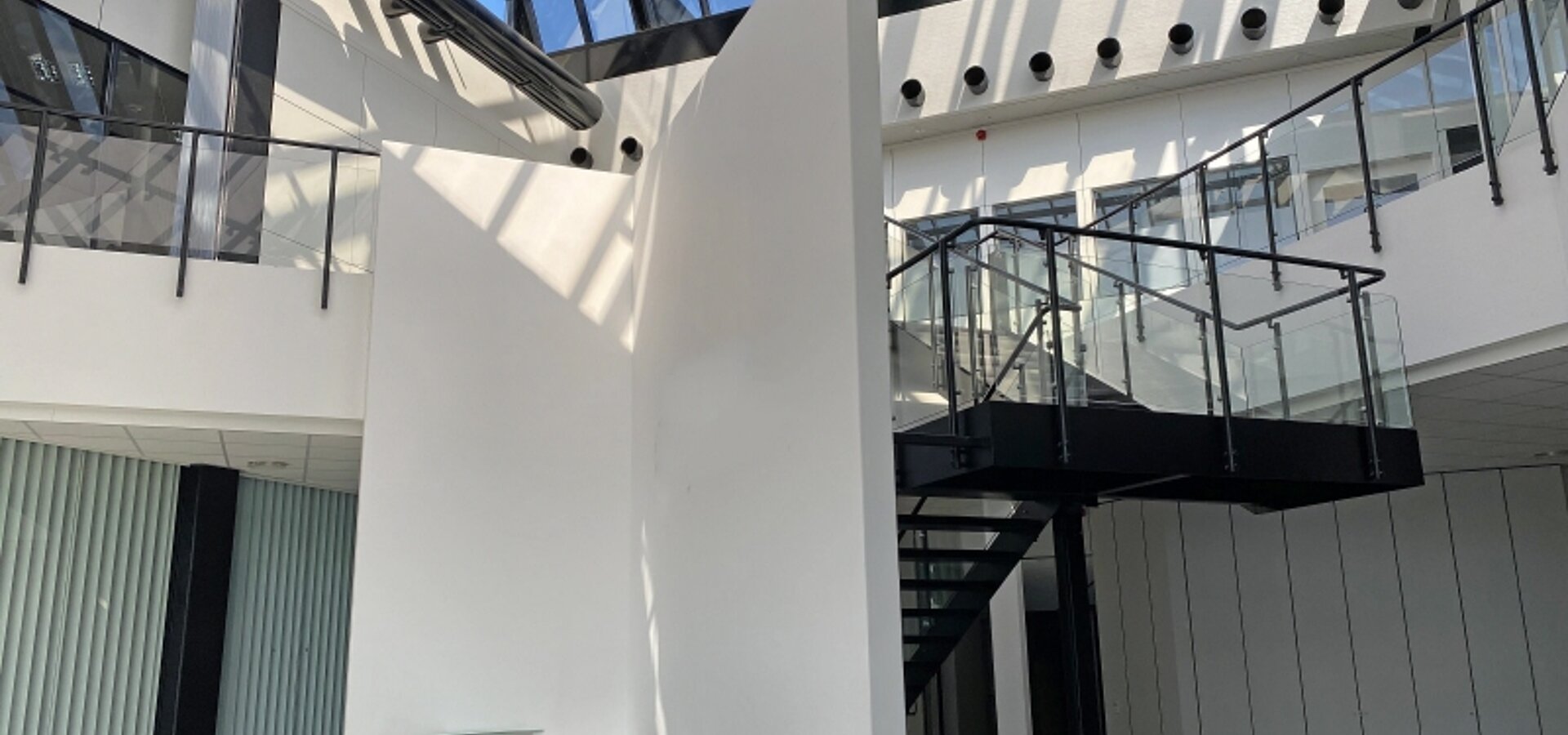 Innenansicht B&uuml;rogeb&auml;ude