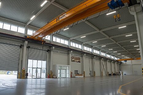 Hochwertige Kranhalle zu vermieten!