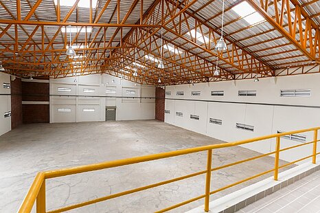 Rheine, ca. 1.500 m² teilbare Hallenfläche zur Untermiete Rheine, ca. 1.500 m² teilbare Hallenfläche zur Untermiete