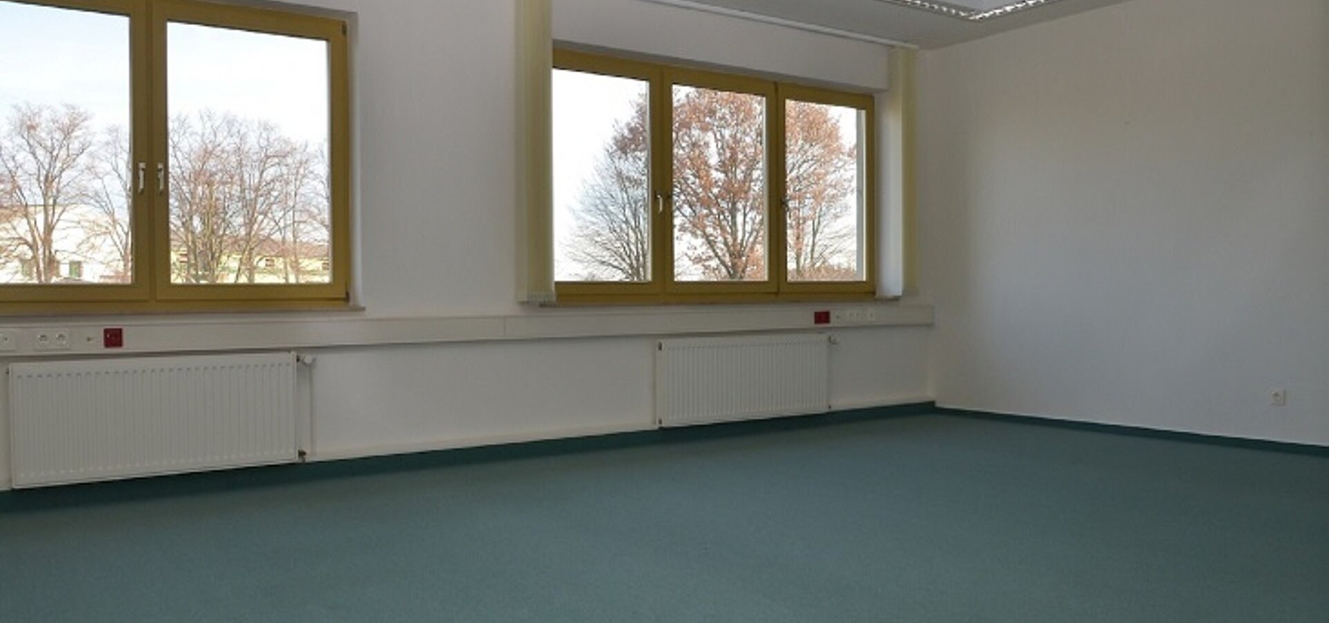 Büro OG neu