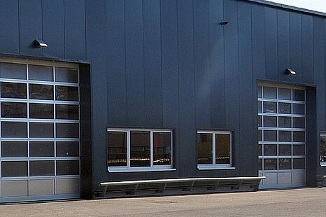 Nahe Flughafen Dresden | ca. 2.500 m² Lager & Logistik | Rampe und ebenerdig Nahe Flughafen Dresden | ca. 2.500 m² Lager & Logistik | Rampe und ebenerdig