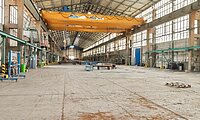 Produktionsfläche mit Kranbahnen