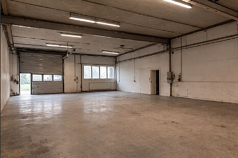 Vermietetes Gewerbeobjekt auf ca. 1.200 m² Grundstück zu verkaufen Vermietetes Gewerbeobjekt auf ca. 1.200 m² Grundstück zu verkaufen