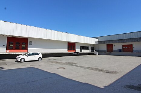 Neuss | Gewerbehof | ca. 200 m&sup2; Hallenfl&auml;che