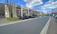 Außenansicht Hallenfläche