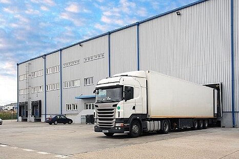 Grub am Forst, ca. 3.900 m&sup2; Lager u. Produktionshalle zu vermieten