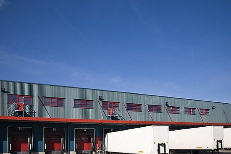 Moderne Lager-/Logistikhalle mit ca. 3.100 m² zu vermieten Moderne Lager-/Logistikhalle mit ca. 3.100 m² zu vermieten