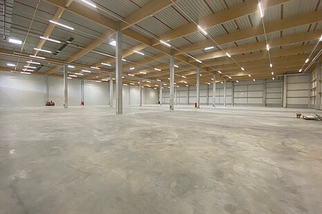 Neubau | 10,5 m UKB | Rampen | ebenerdig Neubau | 10,5 m UKB | Rampen | ebenerdig