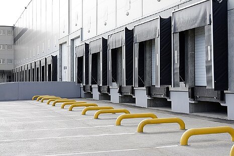 Karlsfeld I Crossdock-Halle I 24/7-Nutzbarkeit I sofort verfügbar Karlsfeld I Crossdock-Halle I 24/7-Nutzbarkeit I sofort verfügbar