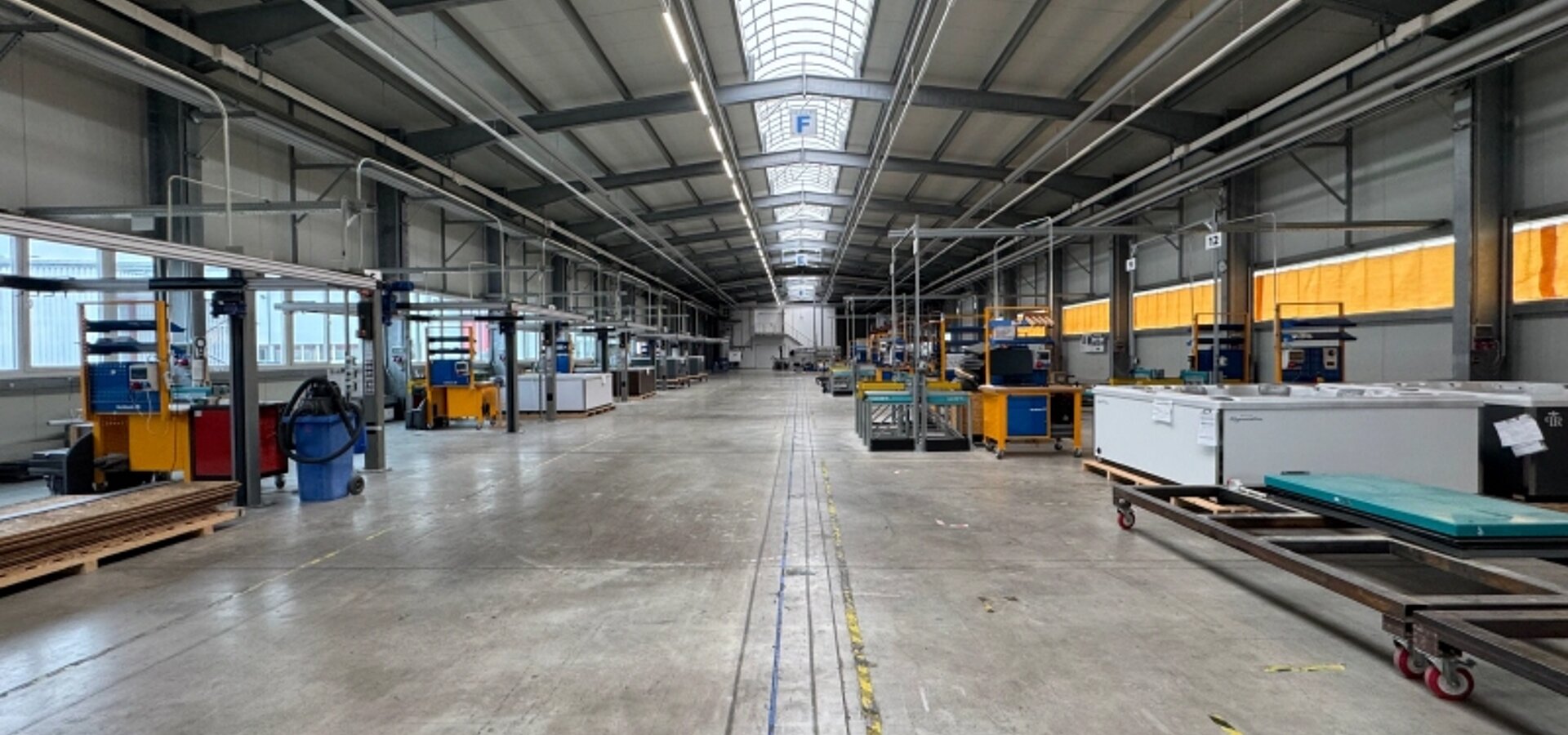 Innenansicht Halle F+E