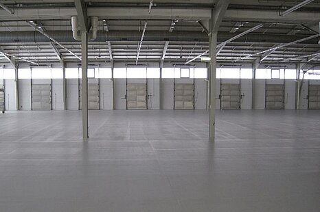 Otzing, ca. 1.500 m² Hallenfläche zu vermieten Otzing, ca. 1.500 m² Hallenfläche zu vermieten