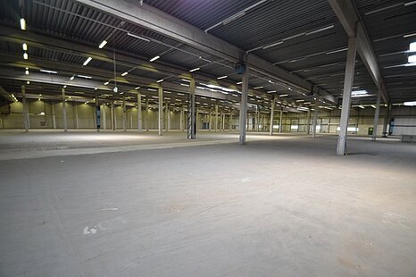 Hildesheim, ca. 19.400 m² Lagerfläche mit hervorragender Anbindung zu vermieten Hildesheim, ca. 19.400 m² Lagerfläche mit hervorragender Anbindung zu vermieten