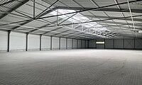 Halle_Innenansicht 1