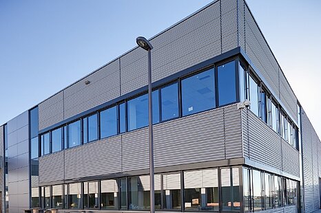 München-Nord direkt an der A9 I hochwertig, flexibel nutzbare Hallen I perfekt für Produktion München-Nord direkt an der A9 I hochwertig, flexibel nutzbare Hallen I perfekt für Produktion