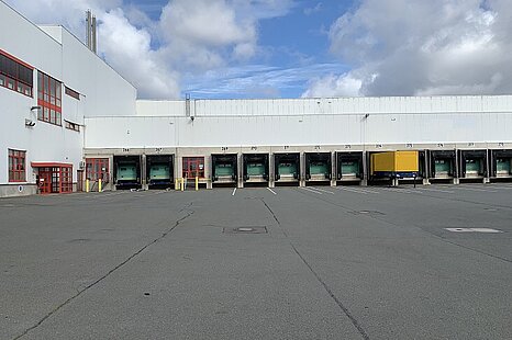 ca. 14.300 m&sup2; | Lager & Umschlagsfl&auml;che | ab sofort verf&uuml;gbar