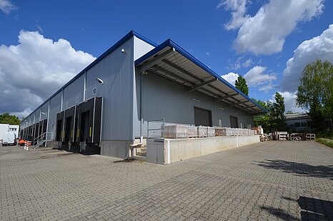 Berlin-Marienfelde, ca. 2.601 m² Halle zzgl. Büro Berlin-Marienfelde, ca. 2.601 m² Halle zzgl. Büro