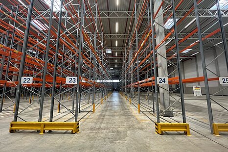Regalierte Logistikfl&auml;che | exklusiv &uuml;ber Realogis