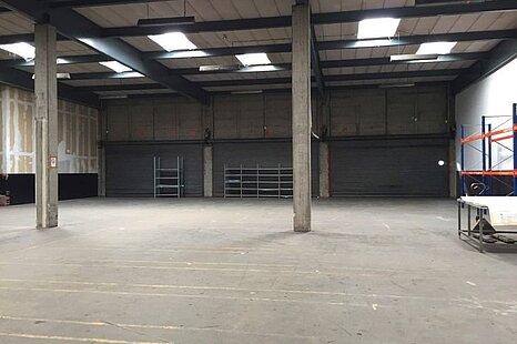 Lagerfläche mit ca. 1.050 m² in Stadtlage zu vermieten Lagerfläche mit ca. 1.050 m² in Stadtlage zu vermieten