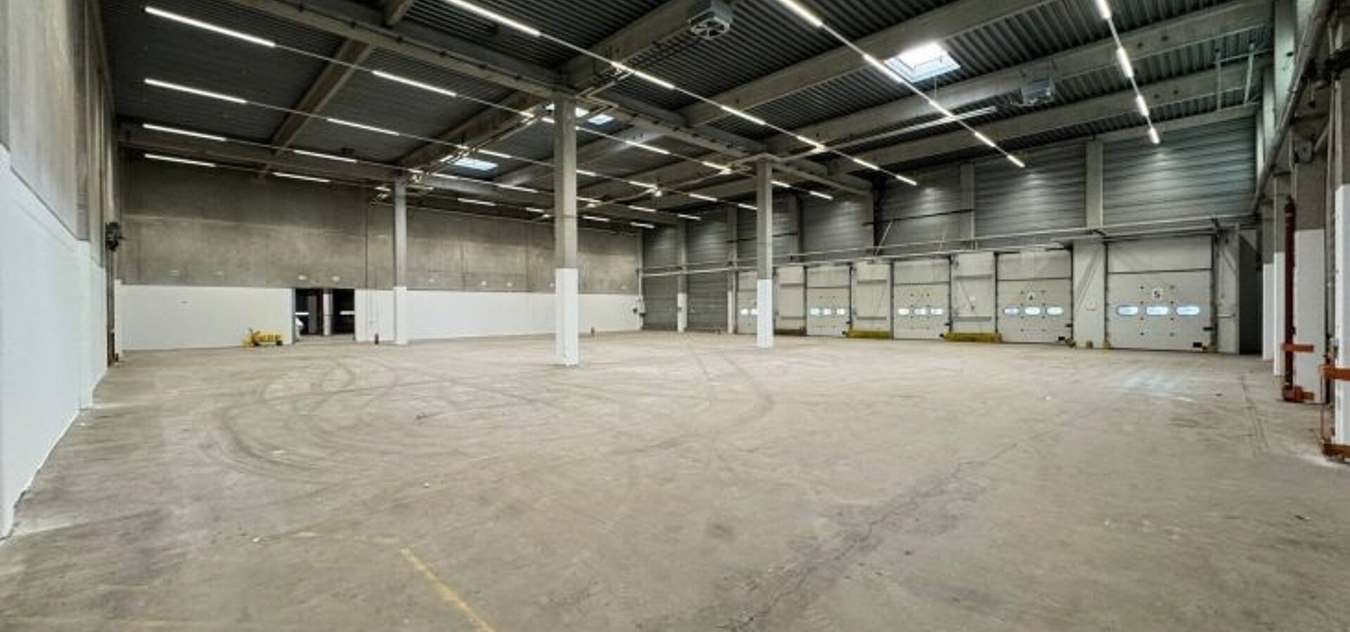 Innenansicht Halle Mieteinheit 11