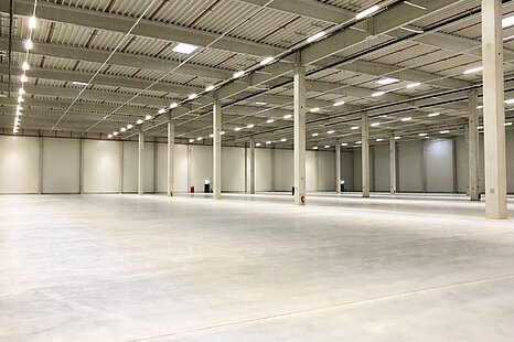 Ismaning, großzügige Gewerbefläche mit ca. 5.900 m² Hallen-, Lager- und Büroflächen zu vermieten Ismaning, großzügige Gewerbefläche mit ca. 5.900 m² Hallen-, Lager- und Büroflächen zu vermieten
