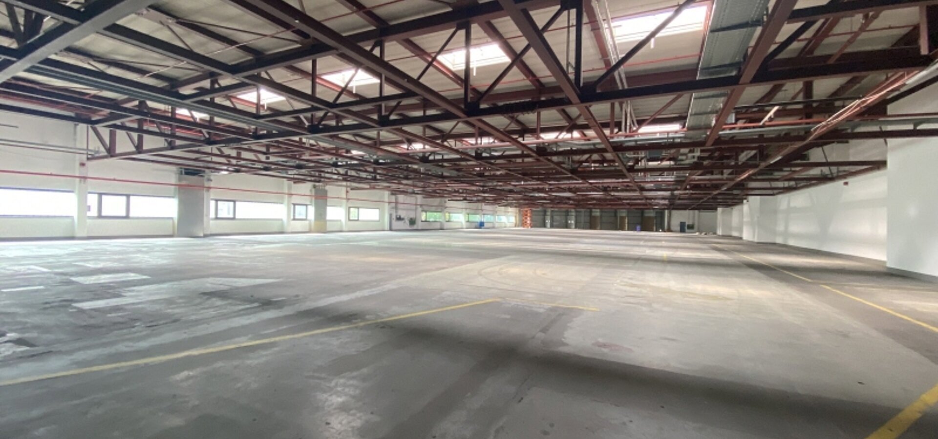 Innenansicht Hallenfläche