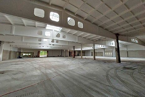Nähe Dresden | ca. 14.500 m² Produktion & Lager | teilbar ab 500 m² | Kranbahnen Nähe Dresden | ca. 14.500 m² Produktion & Lager | teilbar ab 500 m² | Kranbahnen