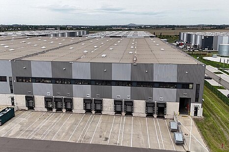 Halle (Saale) | ca. 10.000 m² Logistikfläche | teilbar ab ca. 2.500 m² | Rampen Halle (Saale) | ca. 10.000 m² Logistikfläche | teilbar ab ca. 2.500 m² | Rampen