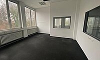 Innenansicht B&uuml;rofl&auml;che