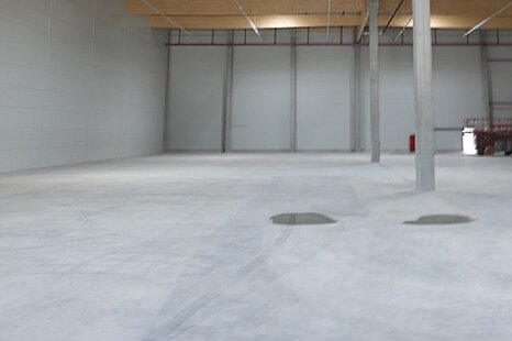 Nürnberg-Nord, ca. 1.000 m² Lager- und Produktionsfläche mit Büro zu vermieten Nürnberg-Nord, ca. 1.000 m² Lager- und Produktionsfläche mit Büro zu vermieten