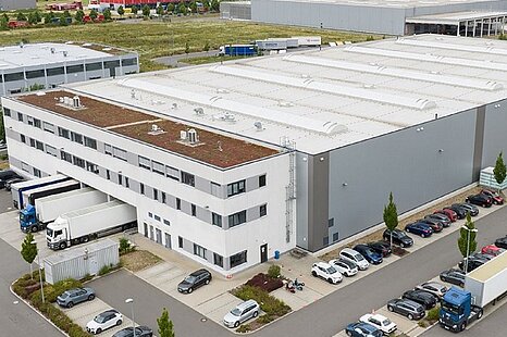 Leipzig | ca. 9.600 m² Hallenfläche | Entladetunnel | Rampen Leipzig | ca. 9.600 m² Hallenfläche | Entladetunnel | Rampen