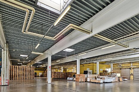 Kassel ca. 5.070 m&sup2; zweigeschossige teilbare Lager- und Logistikfl&auml;che zu vermieten