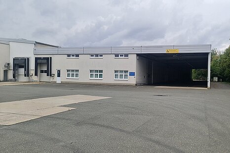 Zwickau | ca. 6.000 m² Lager & Logistik | Sprinklerung | Rampen | Büro Zwickau | ca. 6.000 m² Lager & Logistik | Sprinklerung | Rampen | Büro