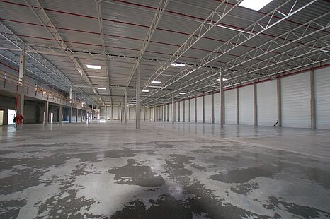 Ca. 15.000 qm Lager-/ Logistikneubau | Rampe + ebenerdig | ca. 12,00 m UKB