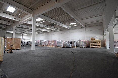 DRESDEN | ca. 10.500 m² | Logistikfläche | Rampe & ebenerdig | Teilbar