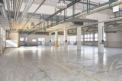 ca. 3.200 m² Light Industrial- und Forschungsfläche zzgl. Büro zu vermieten