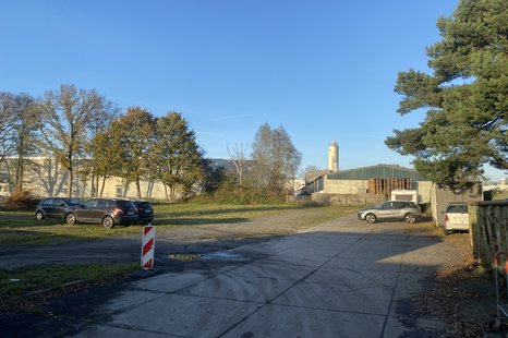 NORDERSTEDT | ca. 2.000 m² | FREIFLÄCHE | UMZÄUNT